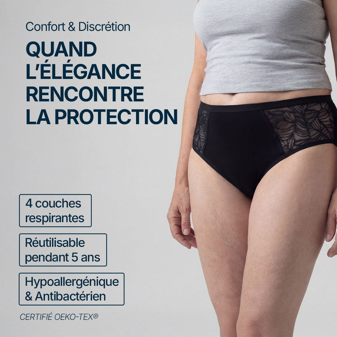 Femme portant une culotte absorbante noire avec dentelle latérale élégante pour incontinence féminine, 4 couches respirantes, réutilisable jusqu’à 5 ans, hypoallergénique et antibactérien, certifiée OEKO-TEX, protection confortable et discrète pour fuites urinaires légères à modérées.
